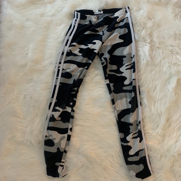 Grey camo leggings - Picture 1 of 1